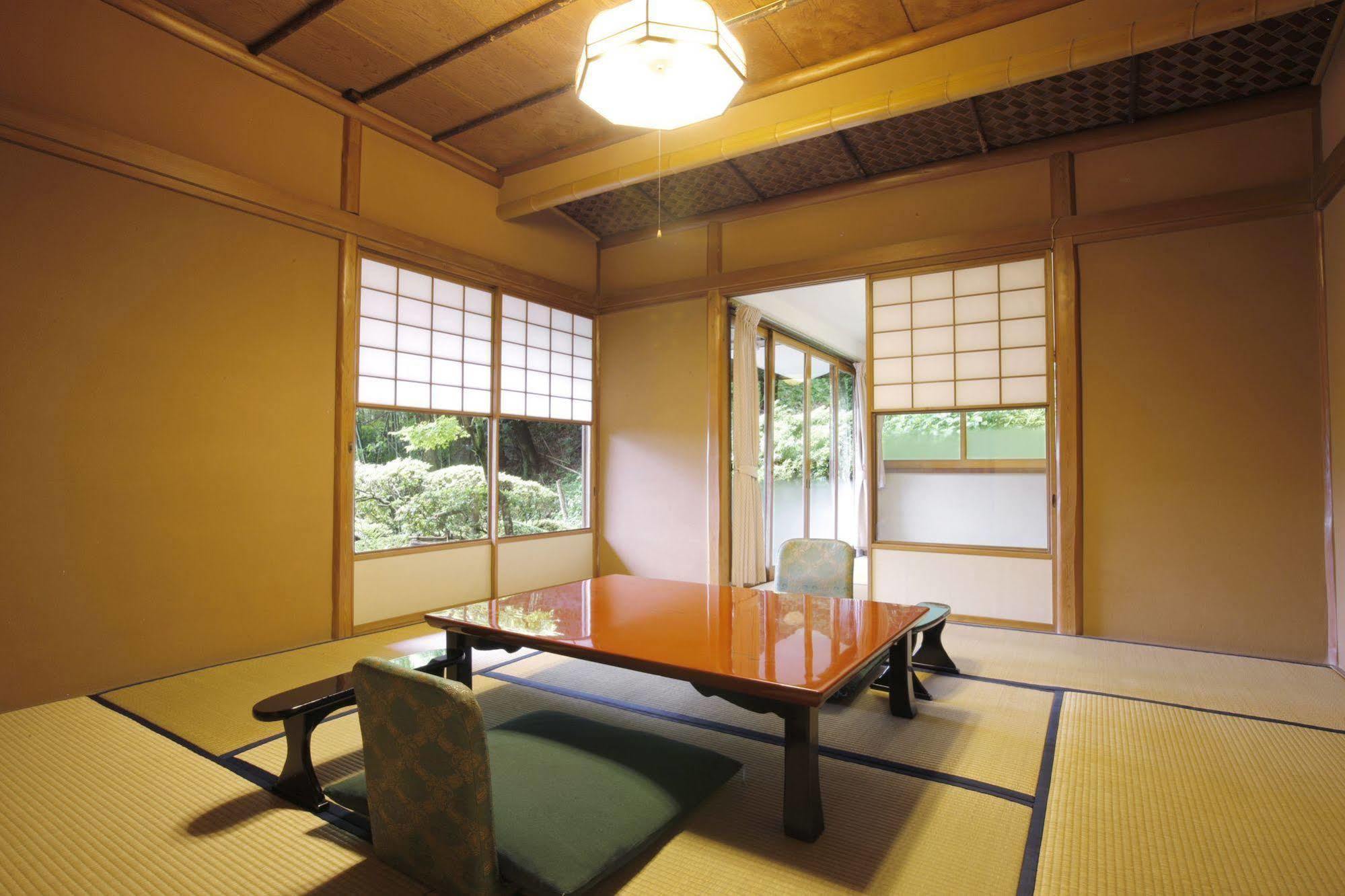 Kona Besso Hotel Izunokuni Exterior photo