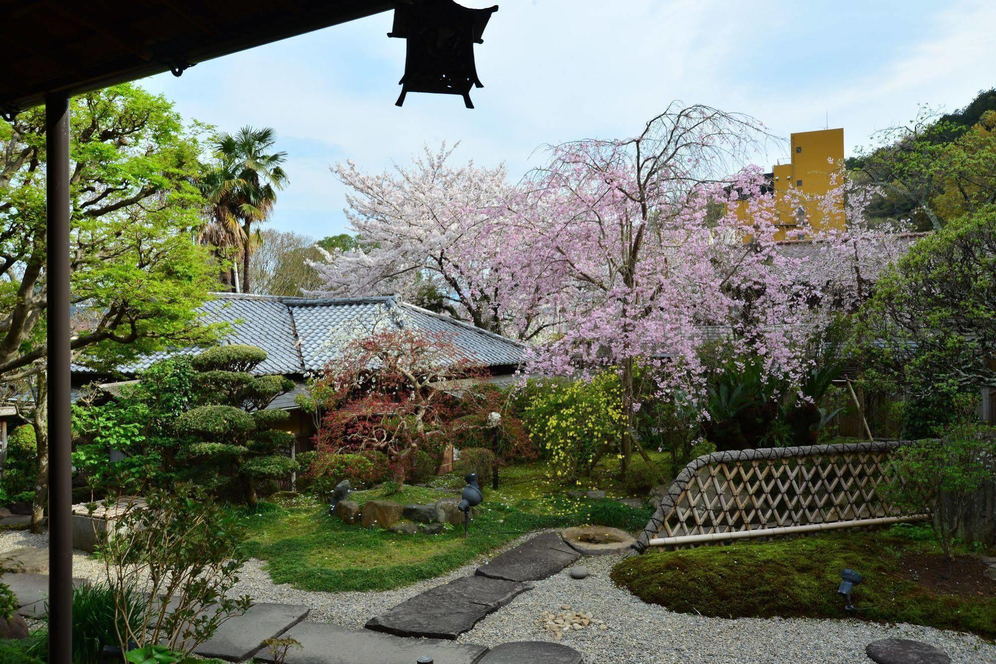 Kona Besso Hotel Izunokuni Exterior photo