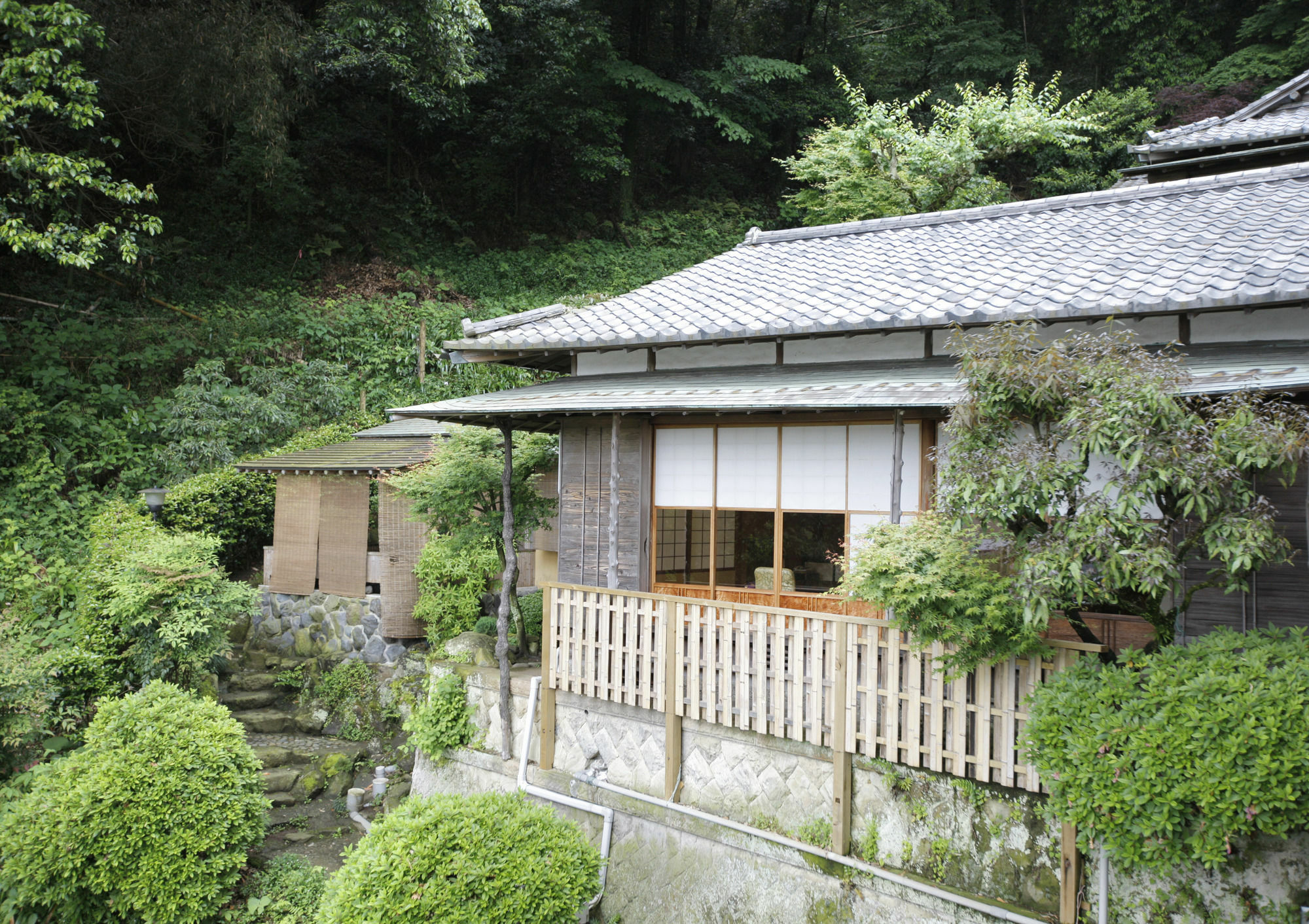 Kona Besso Hotel Izunokuni Exterior photo