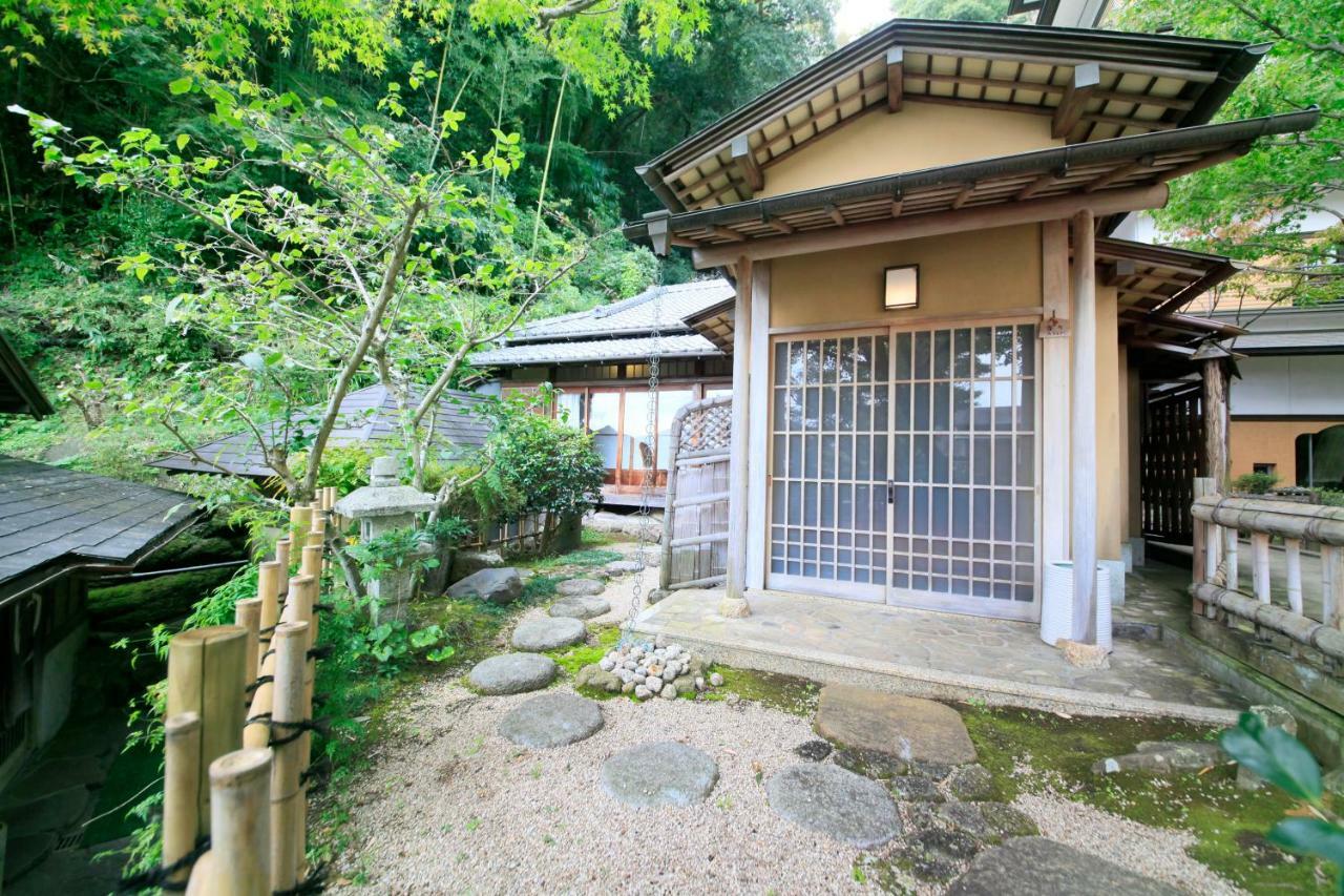 Kona Besso Hotel Izunokuni Exterior photo